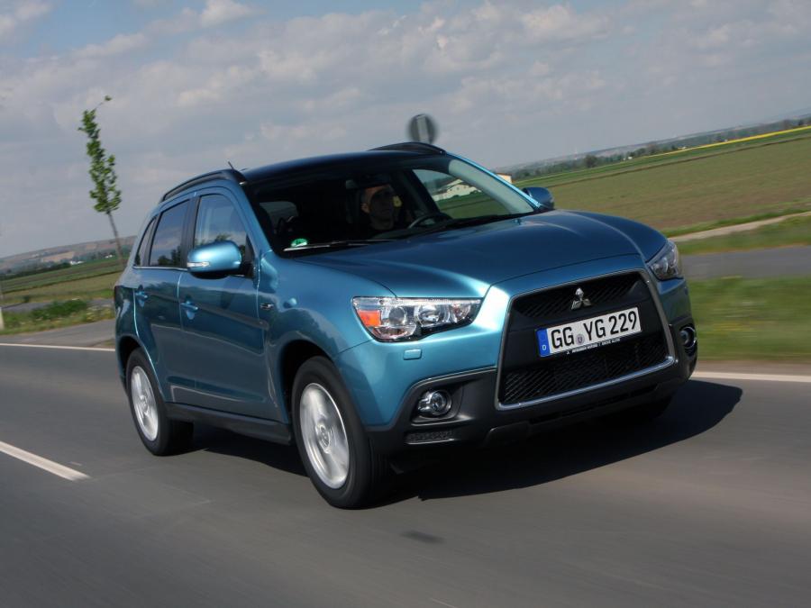  Mitsubishi ASX 2010 года  (фото 50 из 82)